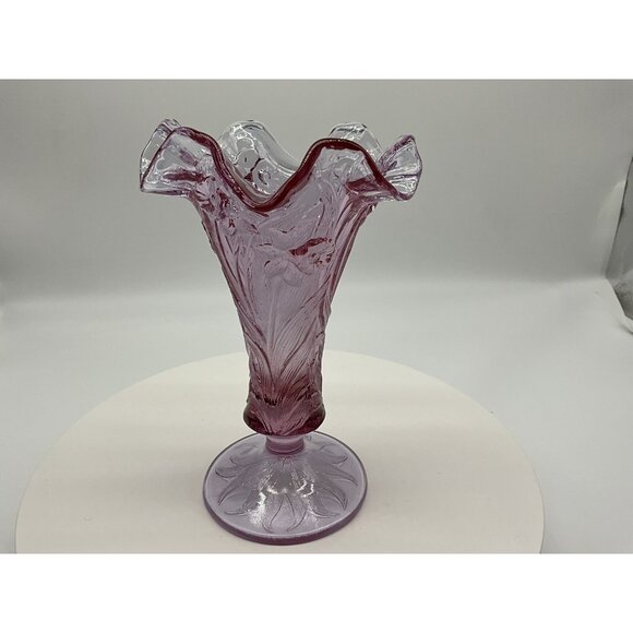 FENTON Vtg  Daffidil Floral Vase w/ Ruffled Edge & Footed Rose Pink Unique Color - Picture 9 of 16